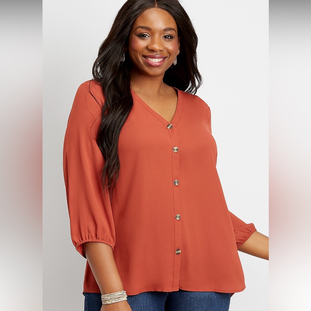 NWT Maurices plus size solid button down blouse Size 4x